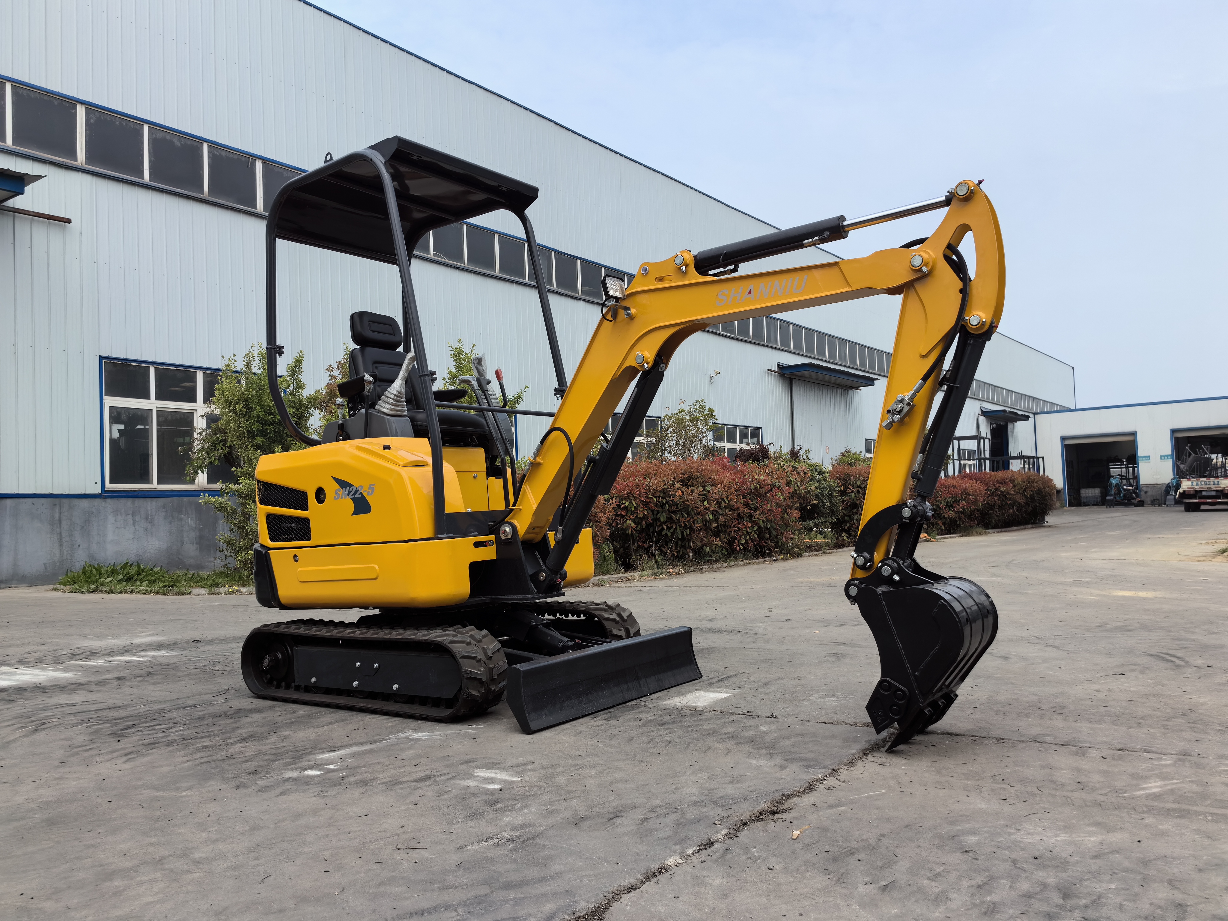 2T Tailless Small Excavator EP - Urban Farming Usa avis et prix